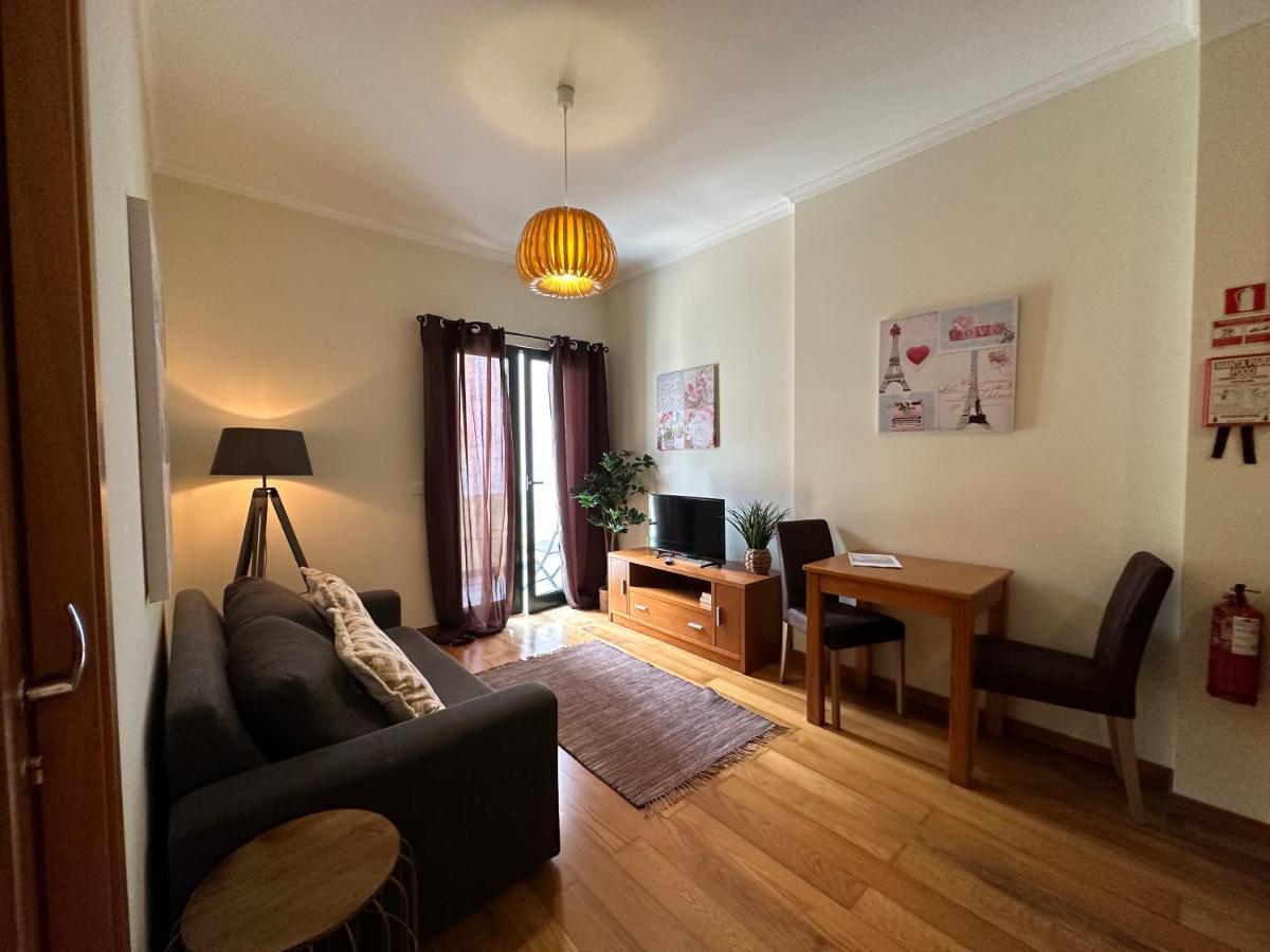 Apartamentos Da Carreira Funchal  Bagian luar foto