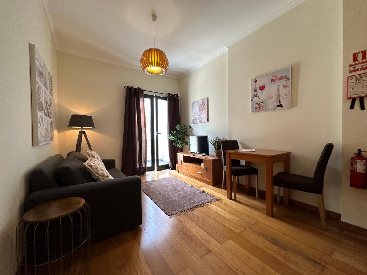 Apartamentos Da Carreira Funchal  Bagian luar foto